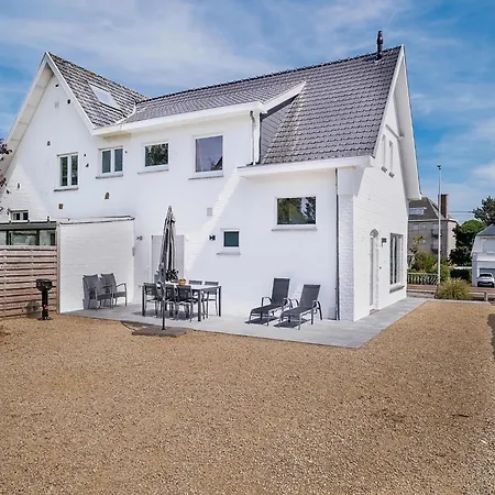 By The Sea In Belgium With Sunny Terrace, Cleaning Included Koksijde