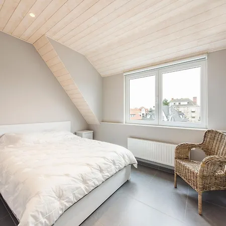 By The Sea In Belgium With Sunny Terrace, Cleaning Included Villa Koksijde
