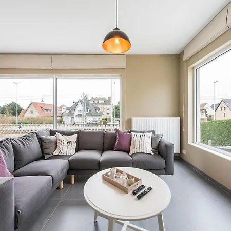 By The Sea In Belgium With Sunny Terrace, Cleaning Included