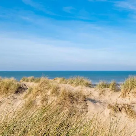 By The Sea In Belgium With Sunny Terrace, Cleaning Included *